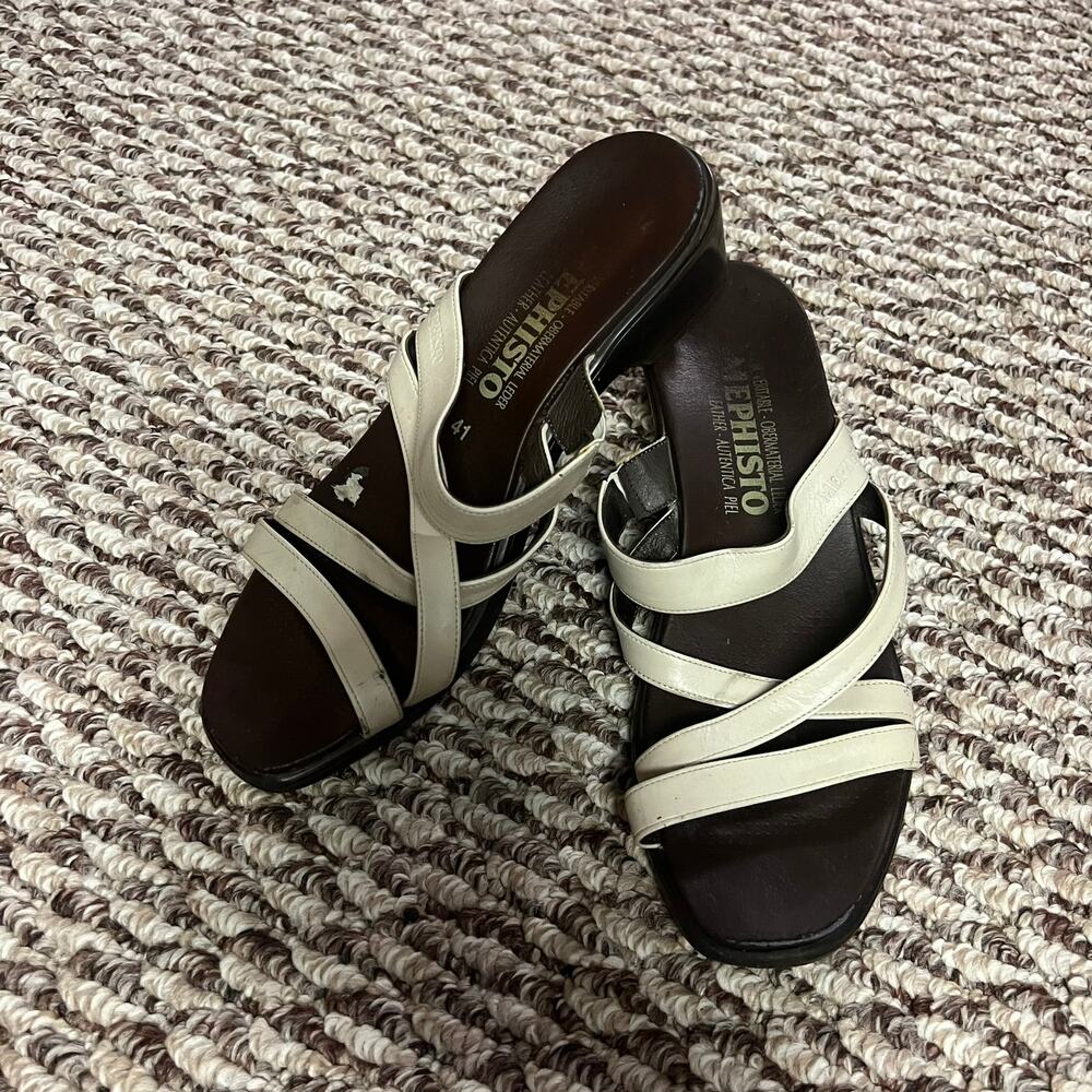 Mephisto Strappy Leather Slide On Sandals Women's Size 41 / US Size 11